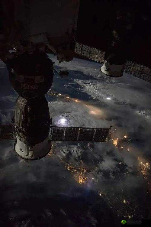 弹射升空震撼瞬间:截图预览带你领略太空奇景