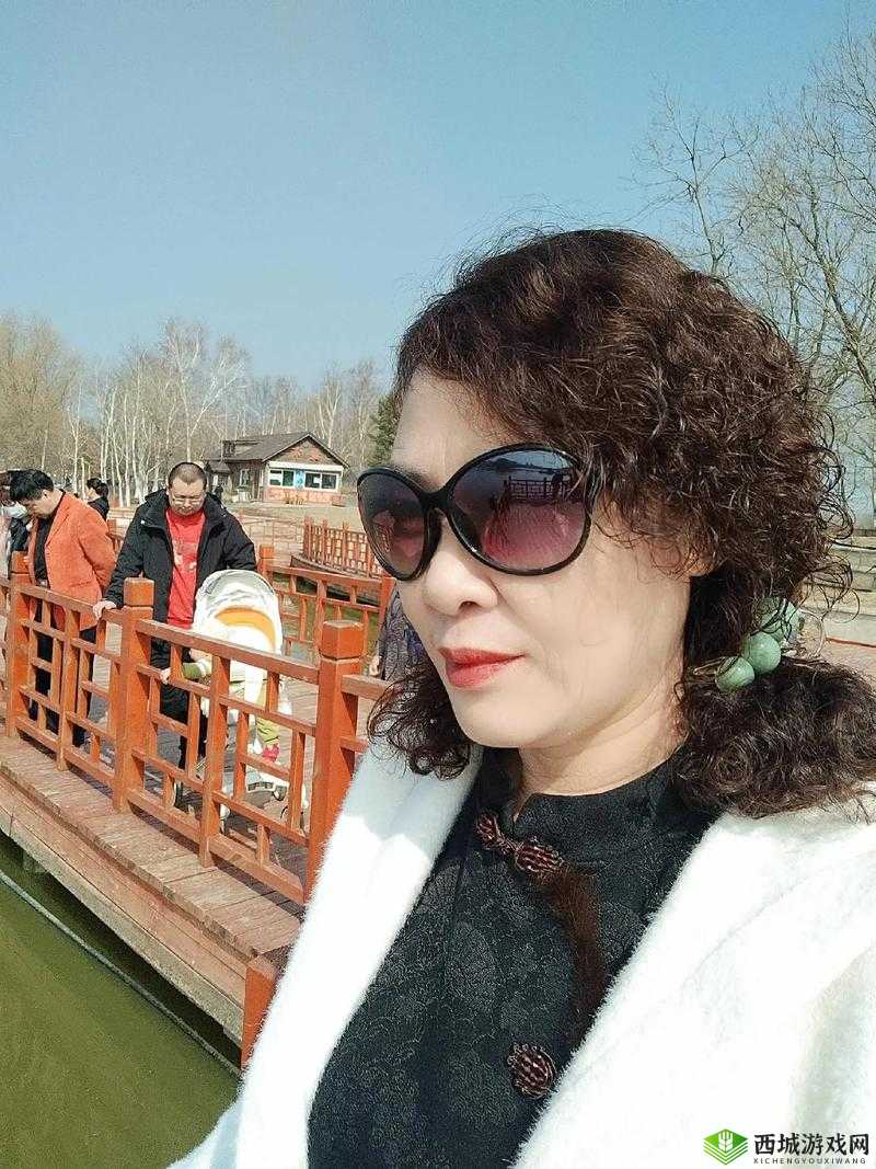 贵阳 42 岁老阿姨叫的没谁了:时尚达人的不老秘籍